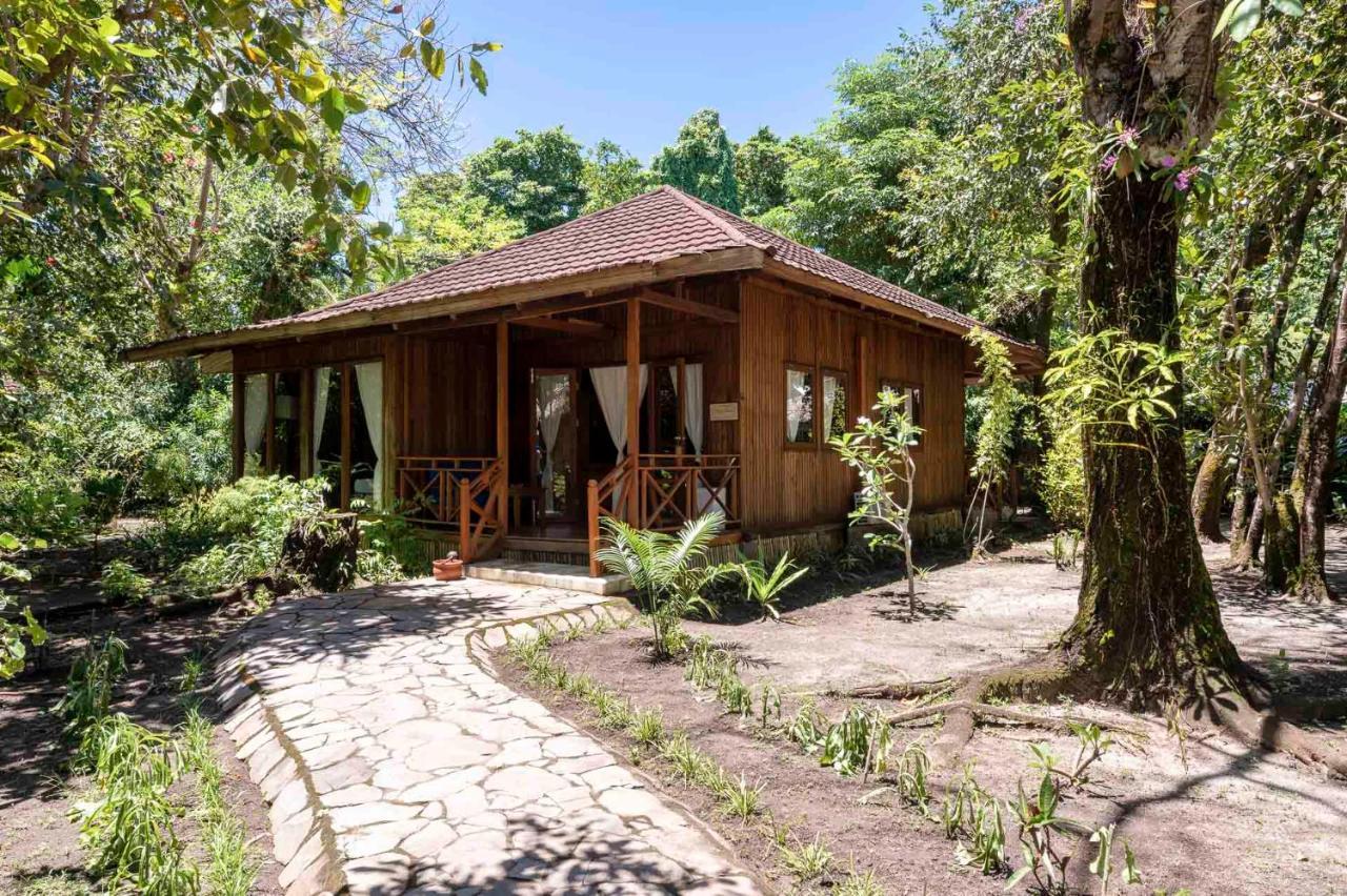 Siladen Resort & Spa Bunaken Dış mekan fotoğraf